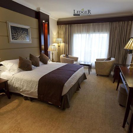 Hotel Ledger Plaza Bangui Ngoại thất bức ảnh